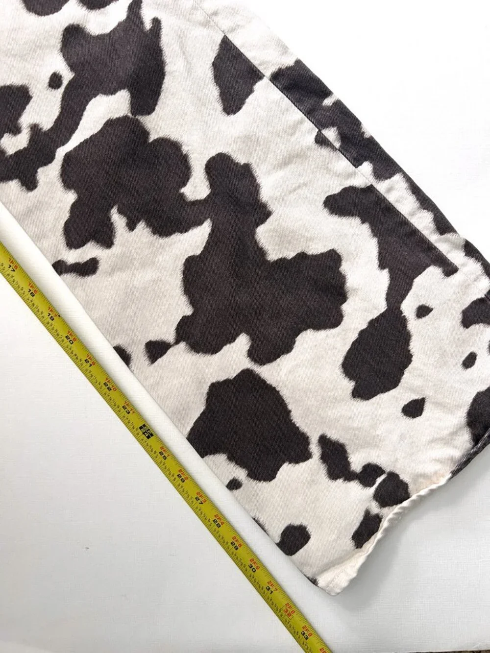 Abercrombie & Fitch Mid Rise Baggy Bootcut Western Cow Print Jeans Size 26 Long